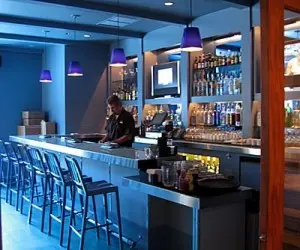 custom-burger2 Custom Burger Lounge