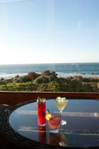 Cocktails with an ocean view at La Costanera