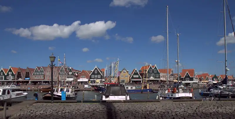 Sailing to the fishing village of Marken