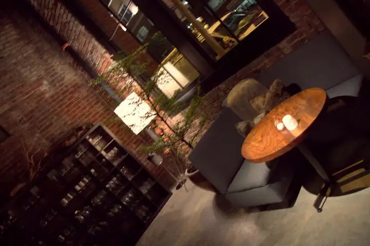 Saison's strategically arranged bar seating