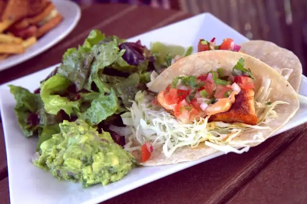 Trillium fish tacos