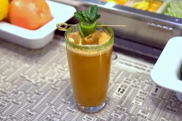 Lolo's 2 Birds 1 Stone