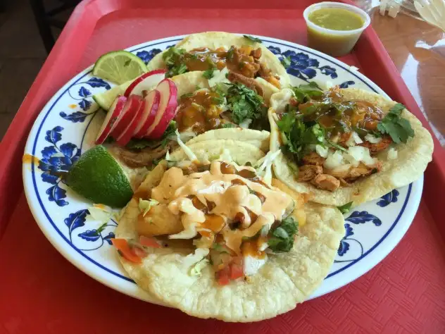 Tacos at Taqueria El Zamorano