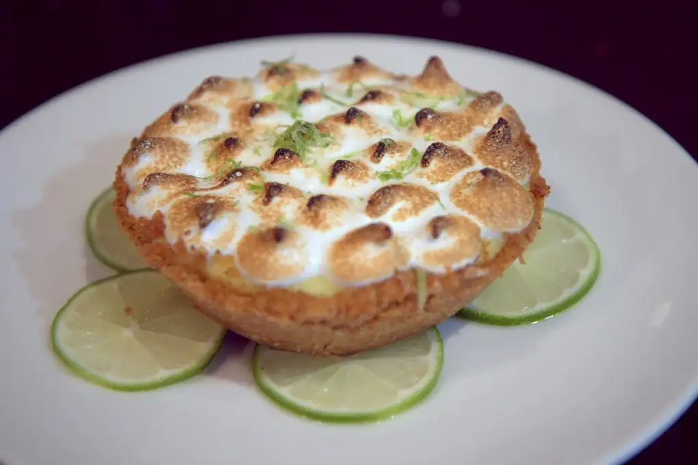 Key lime tart at Fishing with Dynamite
