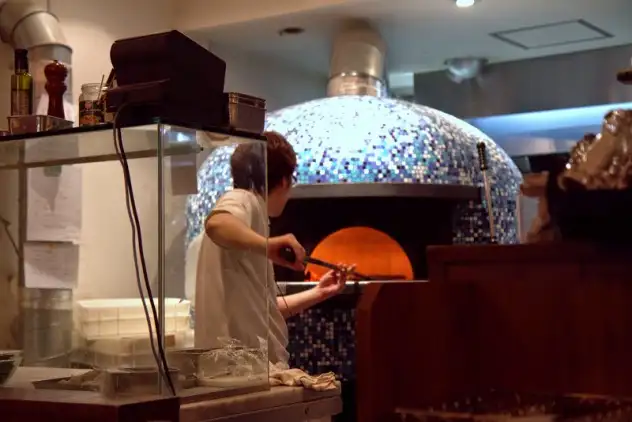 Wood-burning oven at Mergellina