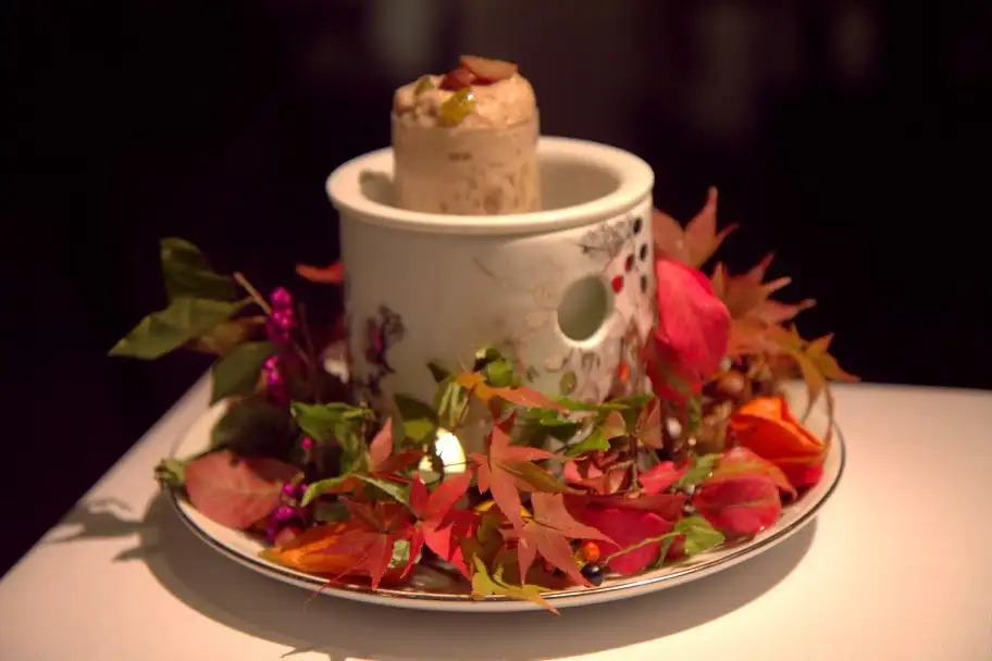 Narisawa bread course, fermenting tableside