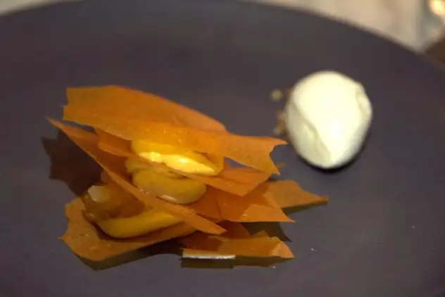 Chou's pumpkin dessert