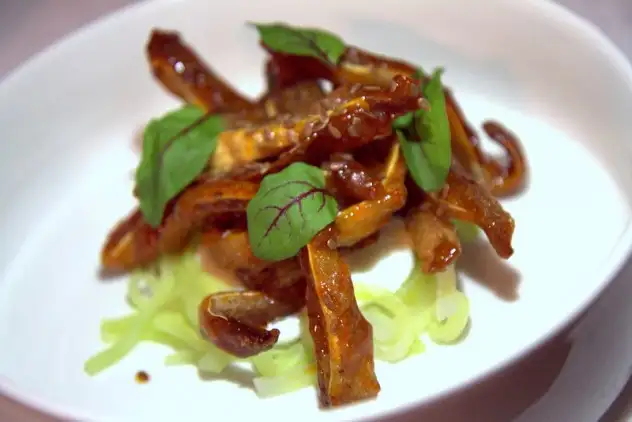 Oro's fantastic pig ears dish (see Top Tastes)