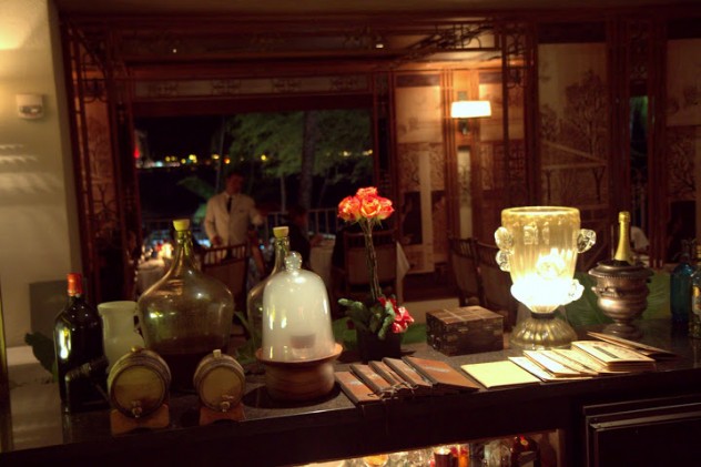 L'Aperitif's soothing, romantic bar with smoked and barrel aged cocktails