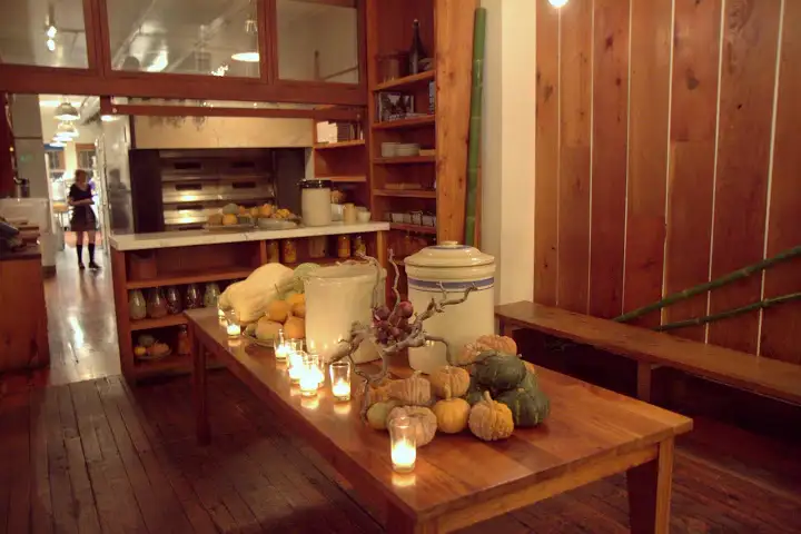 Bar Tartine's warm glow