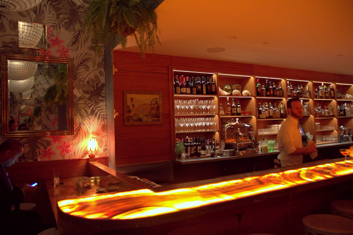 Leo's Oyster Bar