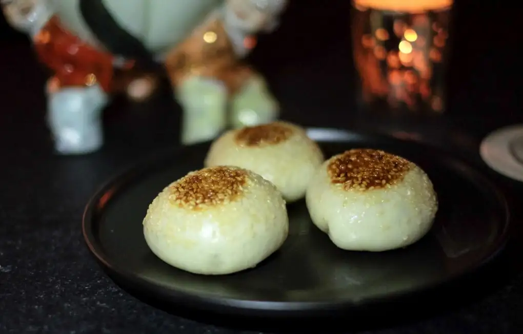 Mister Jiu's pan fried buns