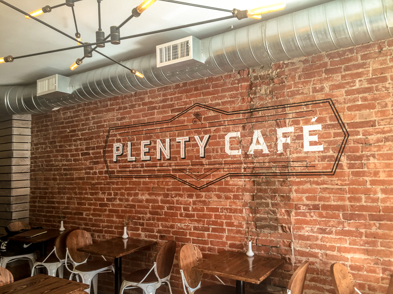 Plenty Cafe 