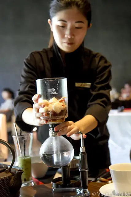 Soup steeping at Wein restaurant in Taichung